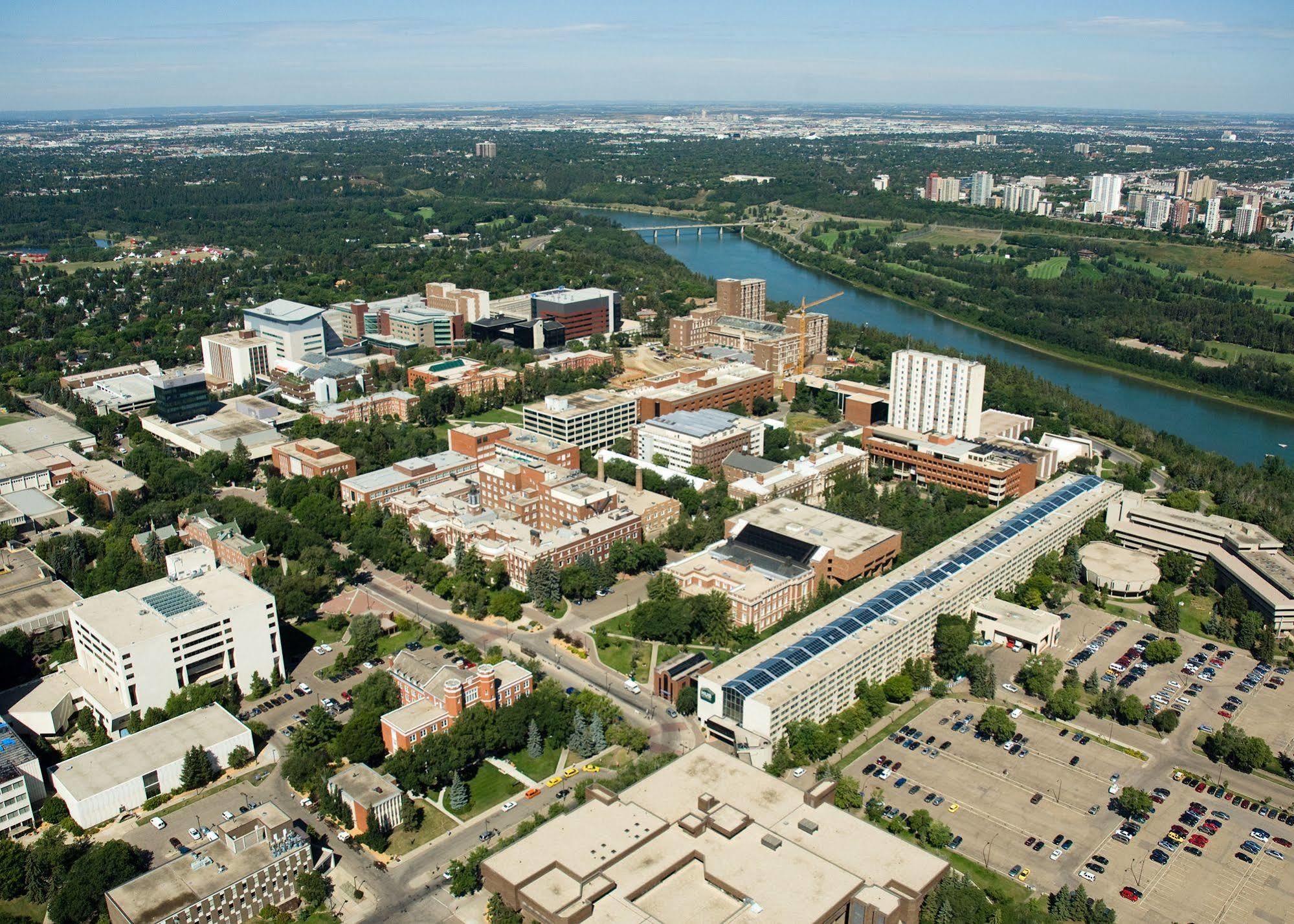 University Of Alberta - Hotel Edmonton Exterior photo