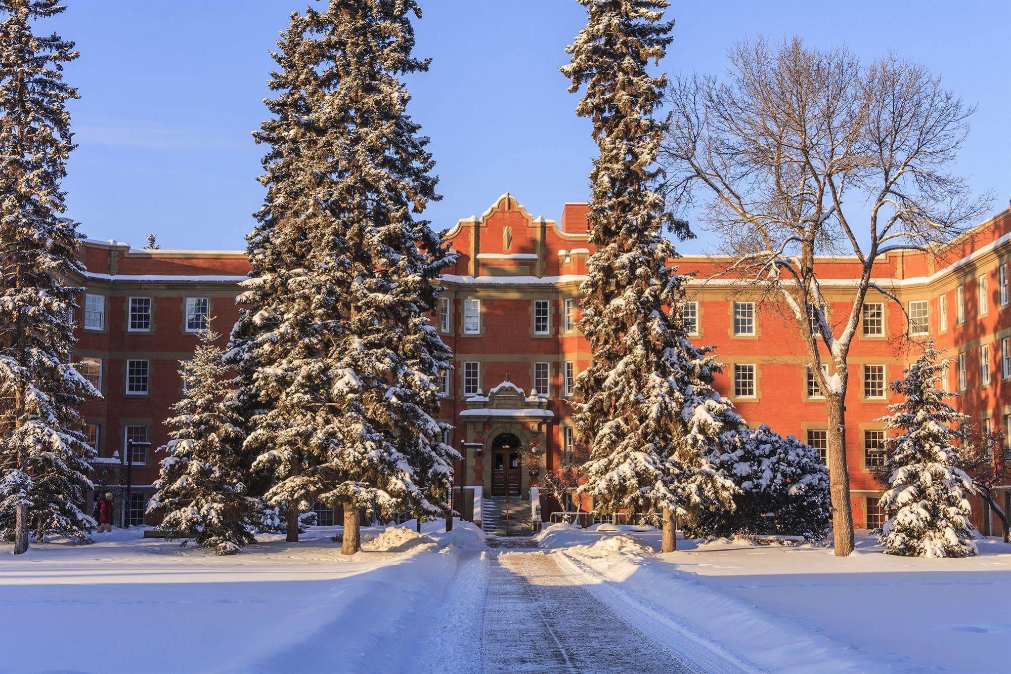 University Of Alberta - Hotel Edmonton Exterior photo